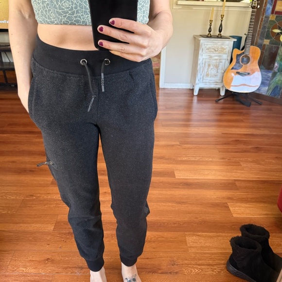 DKNY joggers - Picture 1 of 5